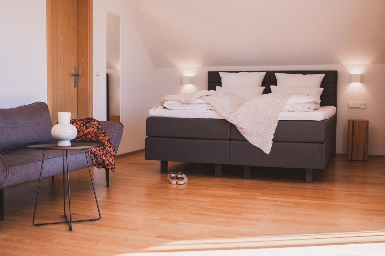 Weingut Gehlen-Cornelius Hotel Brauneberg Bagian luar foto